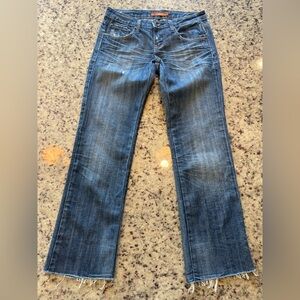 Women’s cotton Denim Vigoss embroidered bootcut crop size 28